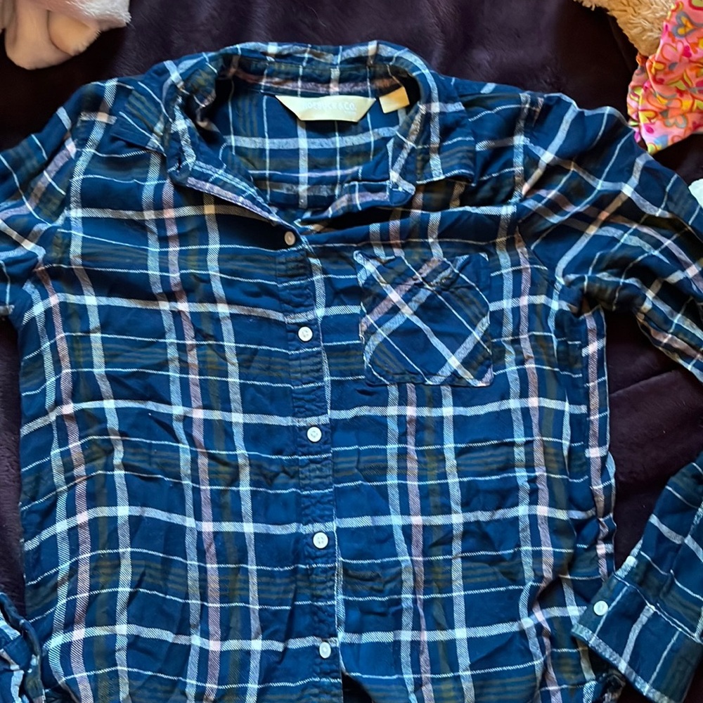 Blue plaid button up